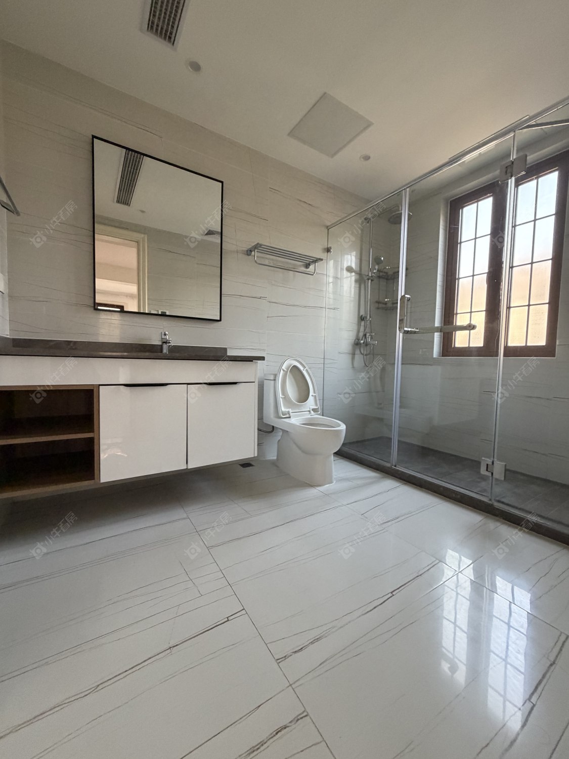 上海圣堡别墅在租房源小区图_小牛看房