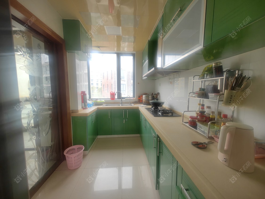 上海顺驰美兰湖在售二手房源小区图_小牛看房