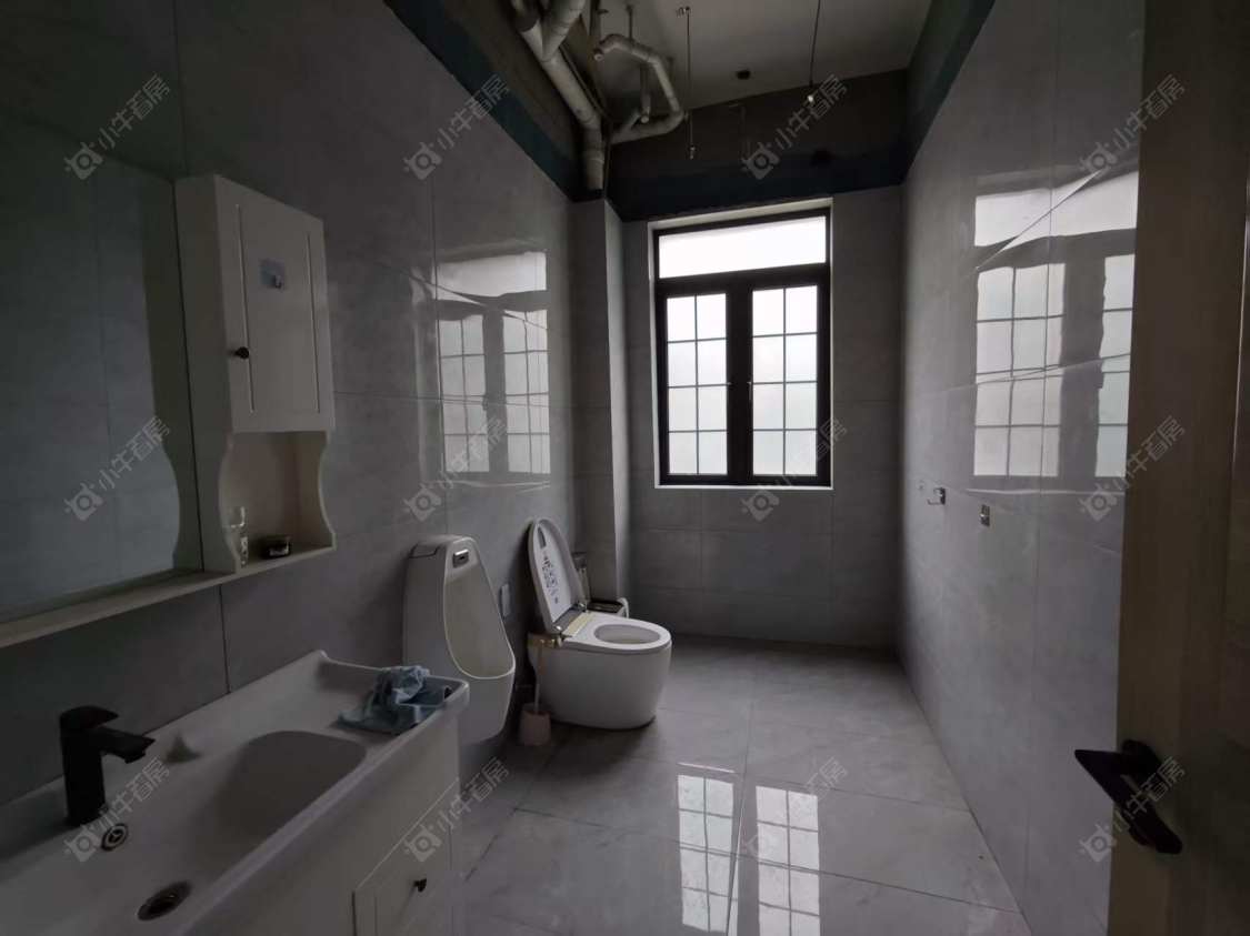 上海爱法奥朗新庄园在售二手房源小区图_小牛看房