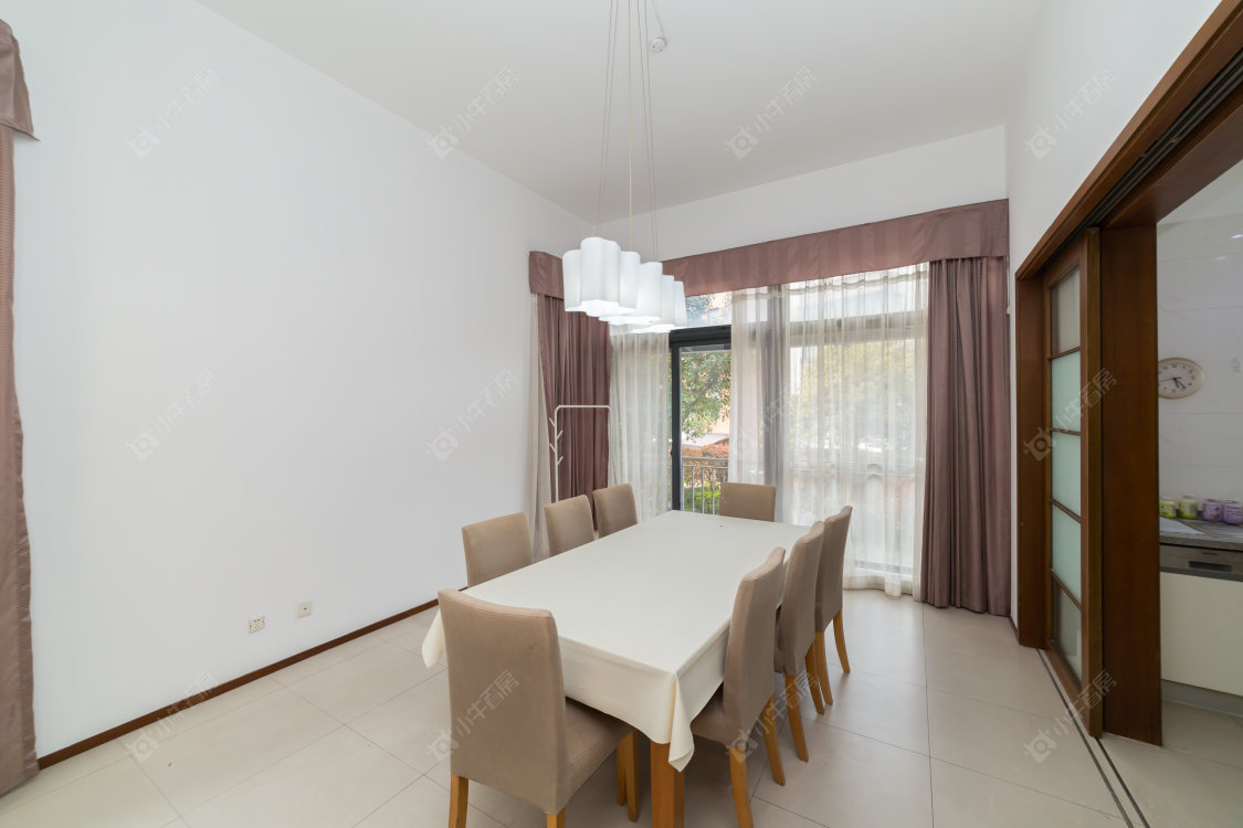 上海凯德林茵湖畔西区别墅区在售二手房源小区图_小牛看房