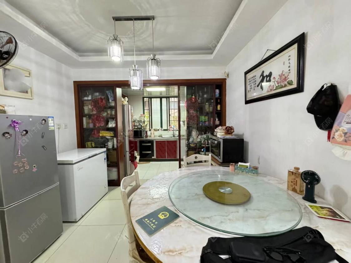 上海美兰湖颐景园在售二手房源小区图_小牛看房