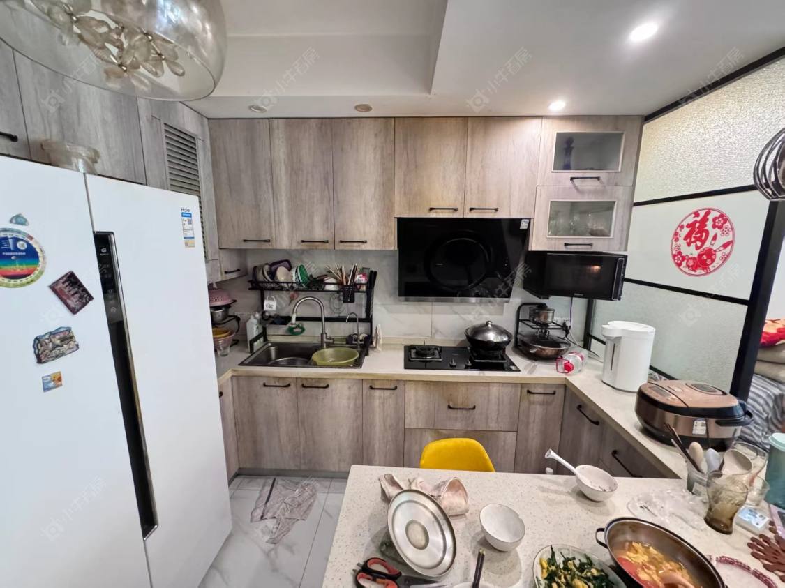 上海美兰湖颐景园在售二手房源小区图_小牛看房