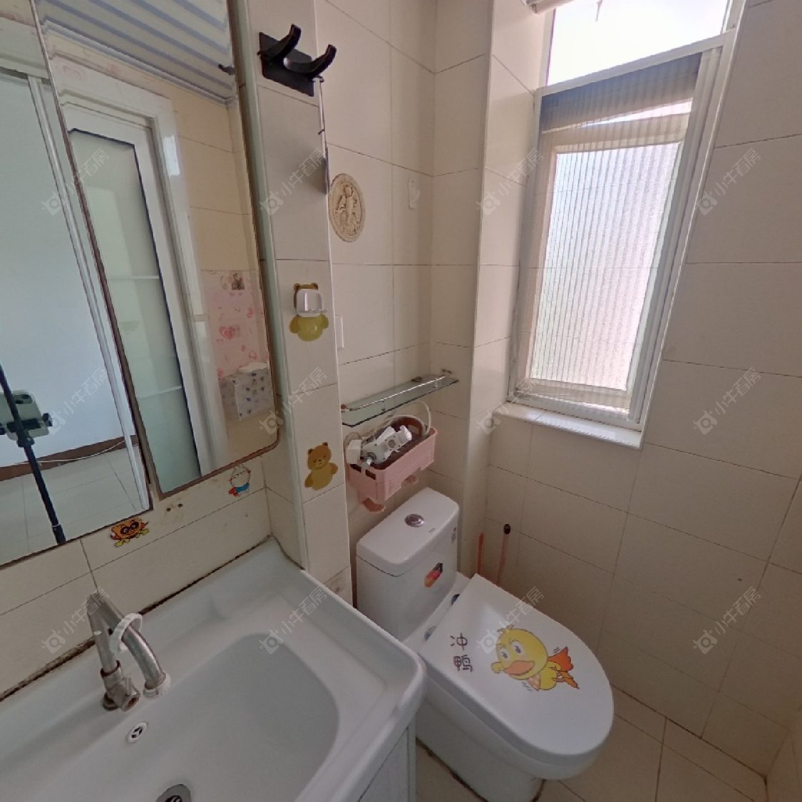 上海绿川新苑在租房源小区图_小牛看房