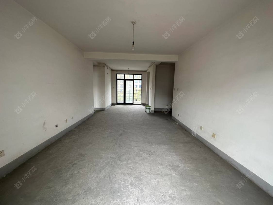 上海顺驰美兰湖在售二手房源小区图_小牛看房