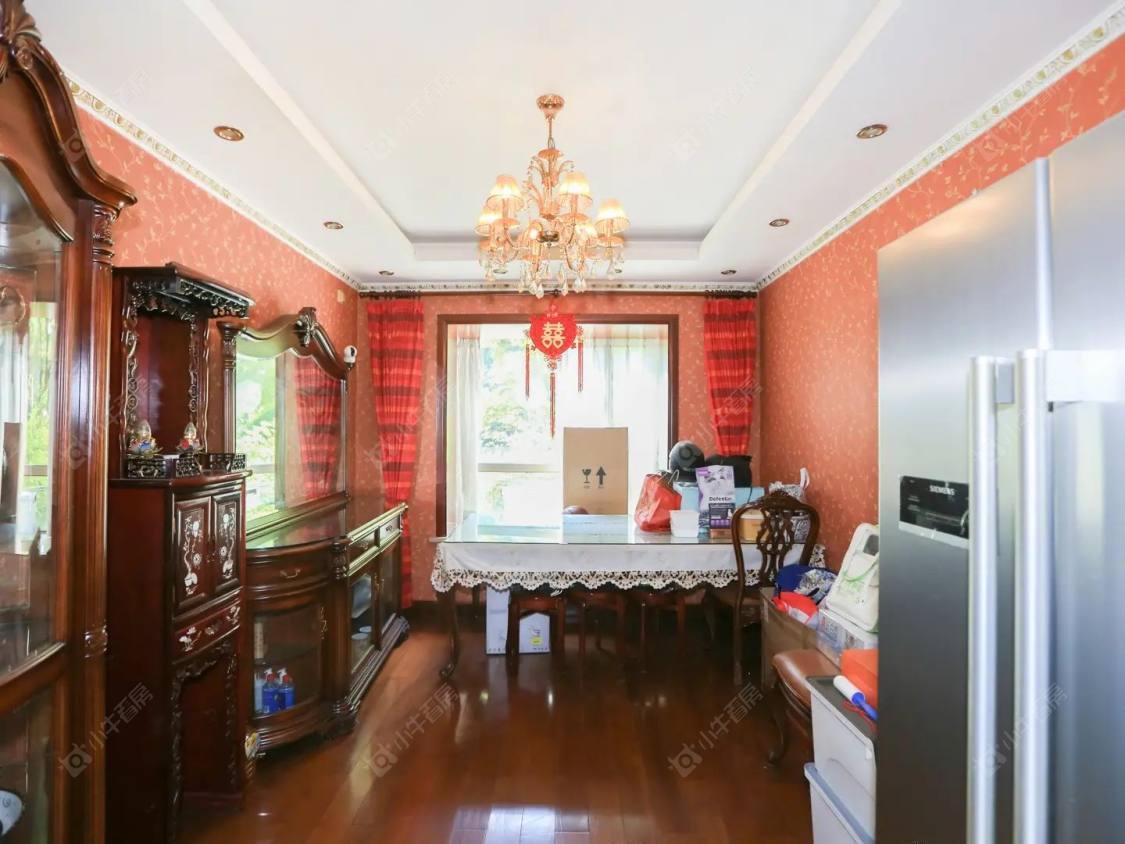 上海新凤城在售二手房源小区图_小牛看房