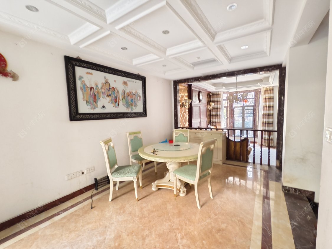 上海长泰东郊御园别墅区在售二手房源小区图_小牛看房