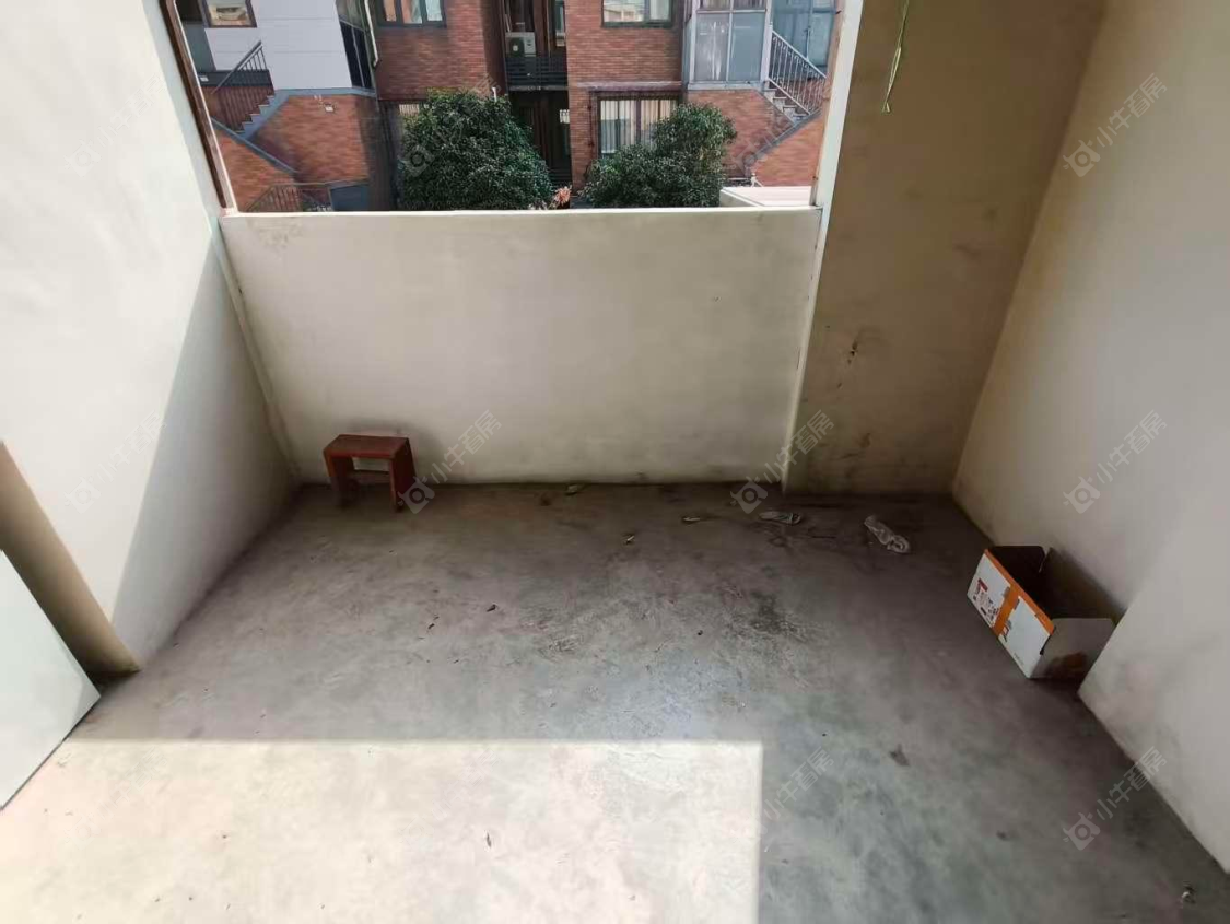 上海美兰湖岭域在售二手房源小区图_小牛看房