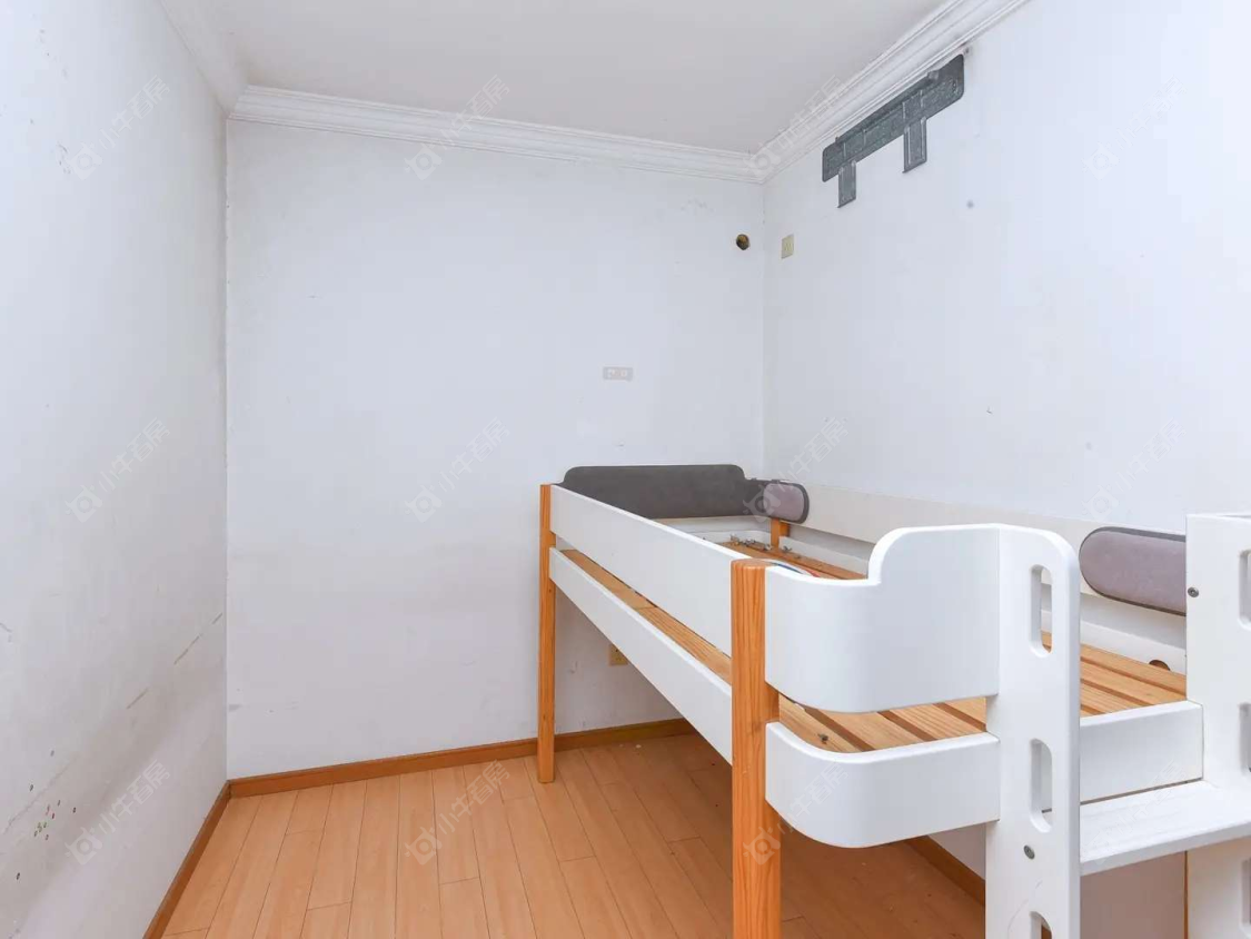 上海菊泉新城爱建顾园东区在售二手房源小区图_小牛看房