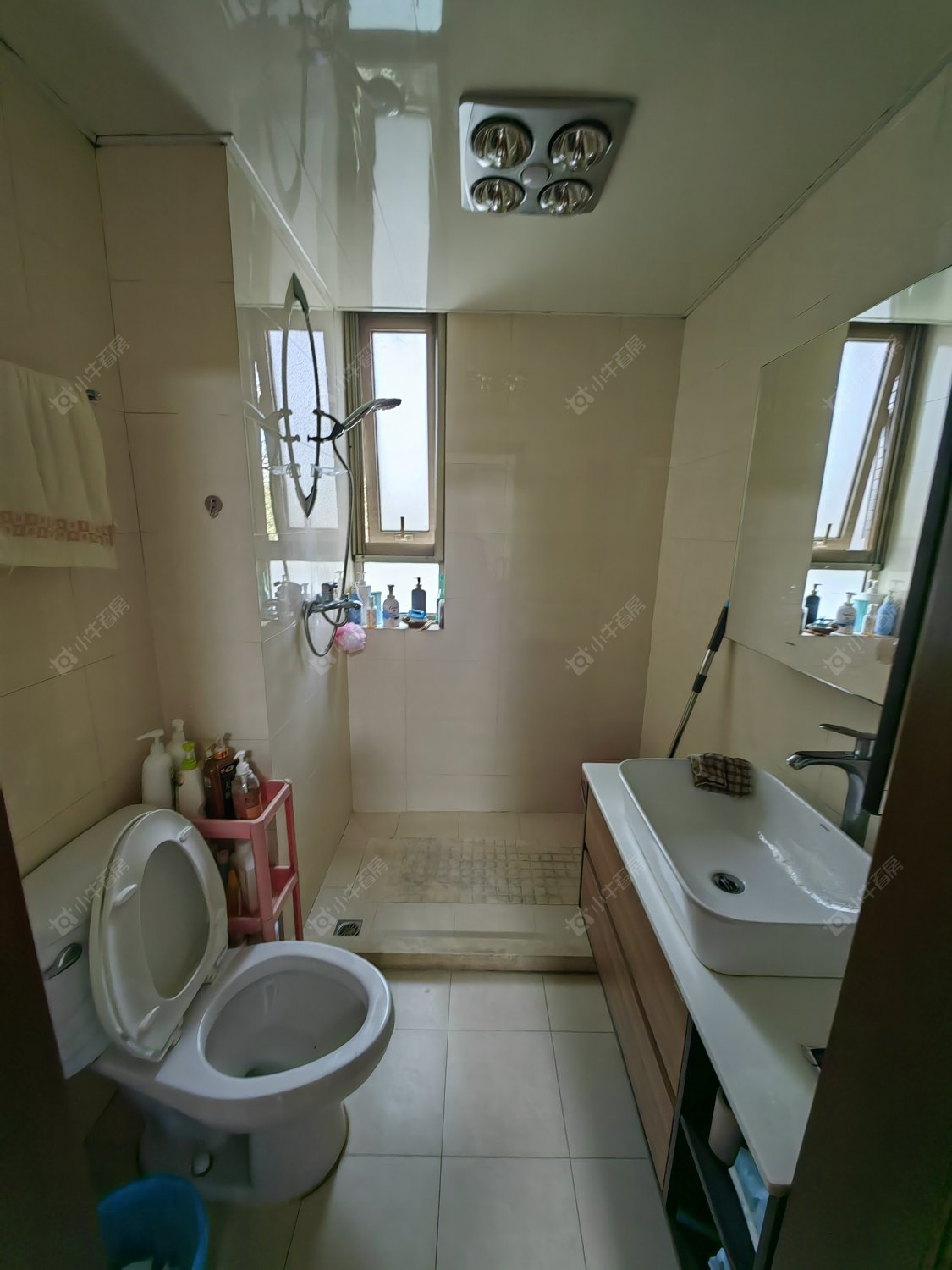 上海万科四季花城211弄在售二手房源小区图_小牛看房