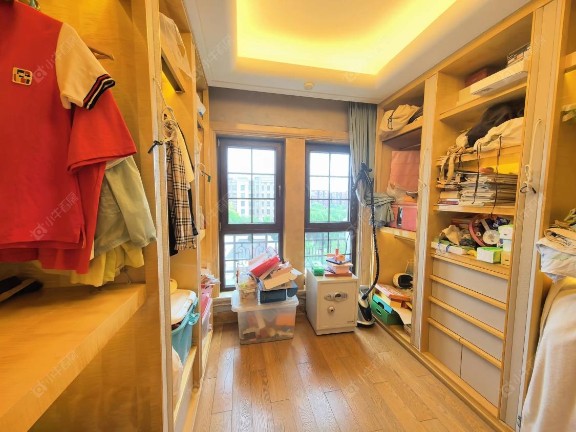 上海银亿领墅在售二手房源小区图_小牛看房