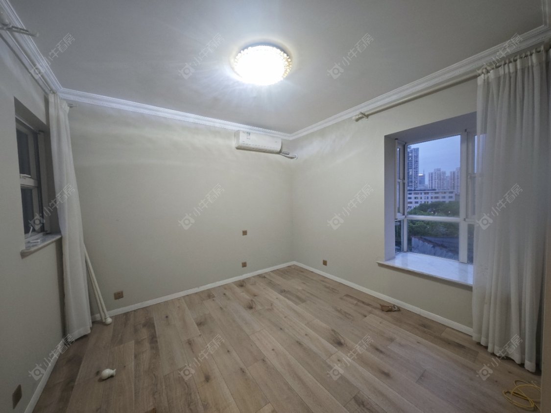 上海江临天下在售二手房源小区图_小牛看房