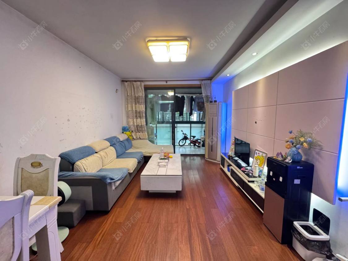 上海美兰湖颐景园在售二手房源小区图_小牛看房