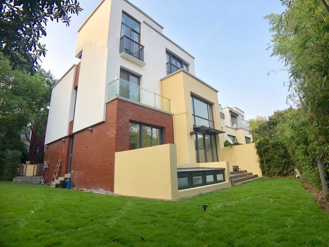 上海凯德林茵湖畔东区别墅区在售二手房源小区图_小牛看房