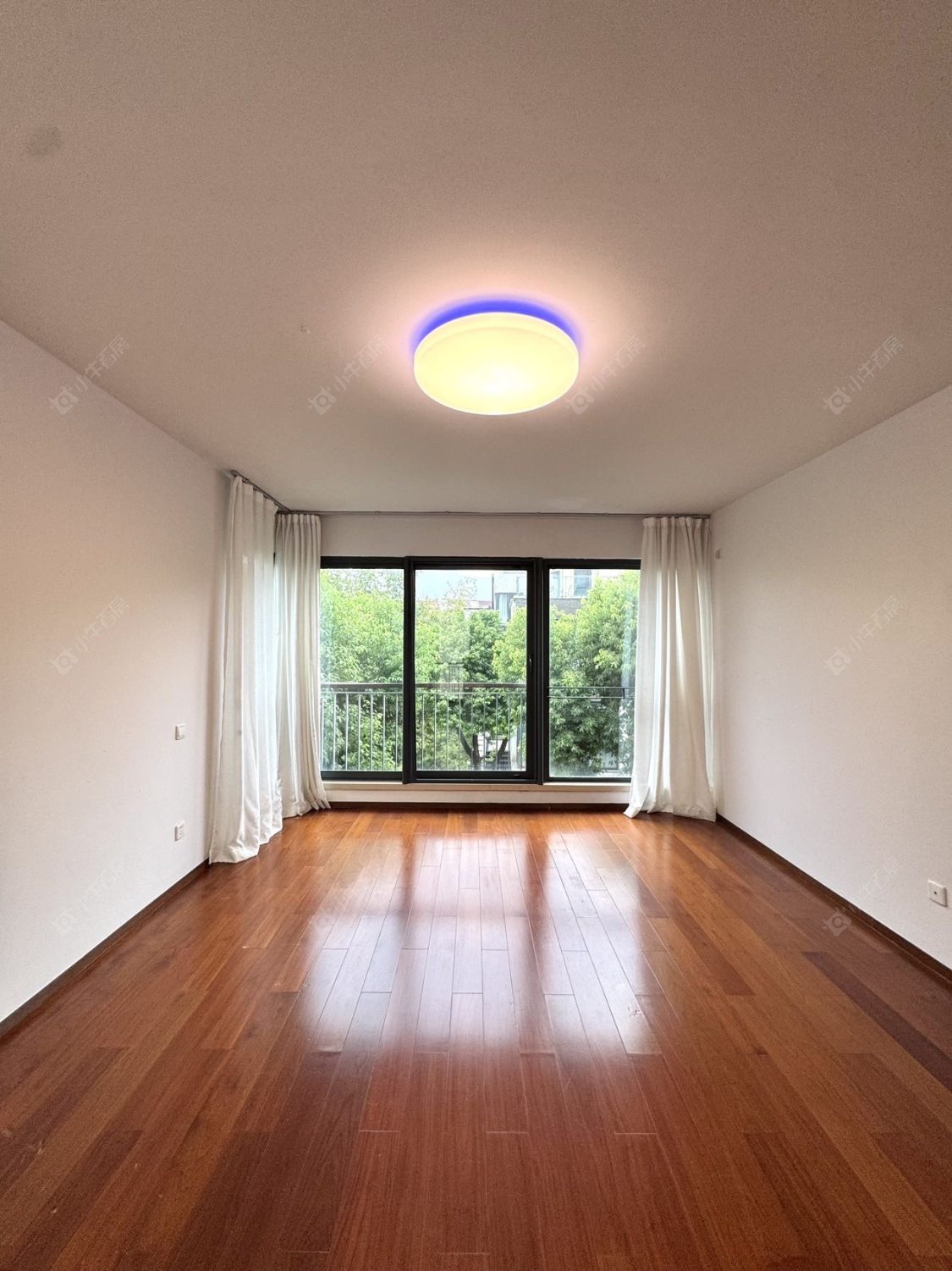 上海凯德林茵湖畔东区别墅区在售二手房源小区图_小牛看房