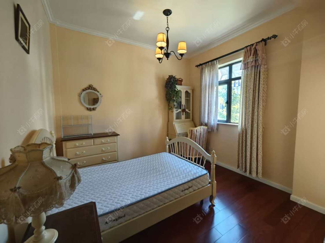 上海长泰东郊御园别墅区在租房源小区图_小牛看房