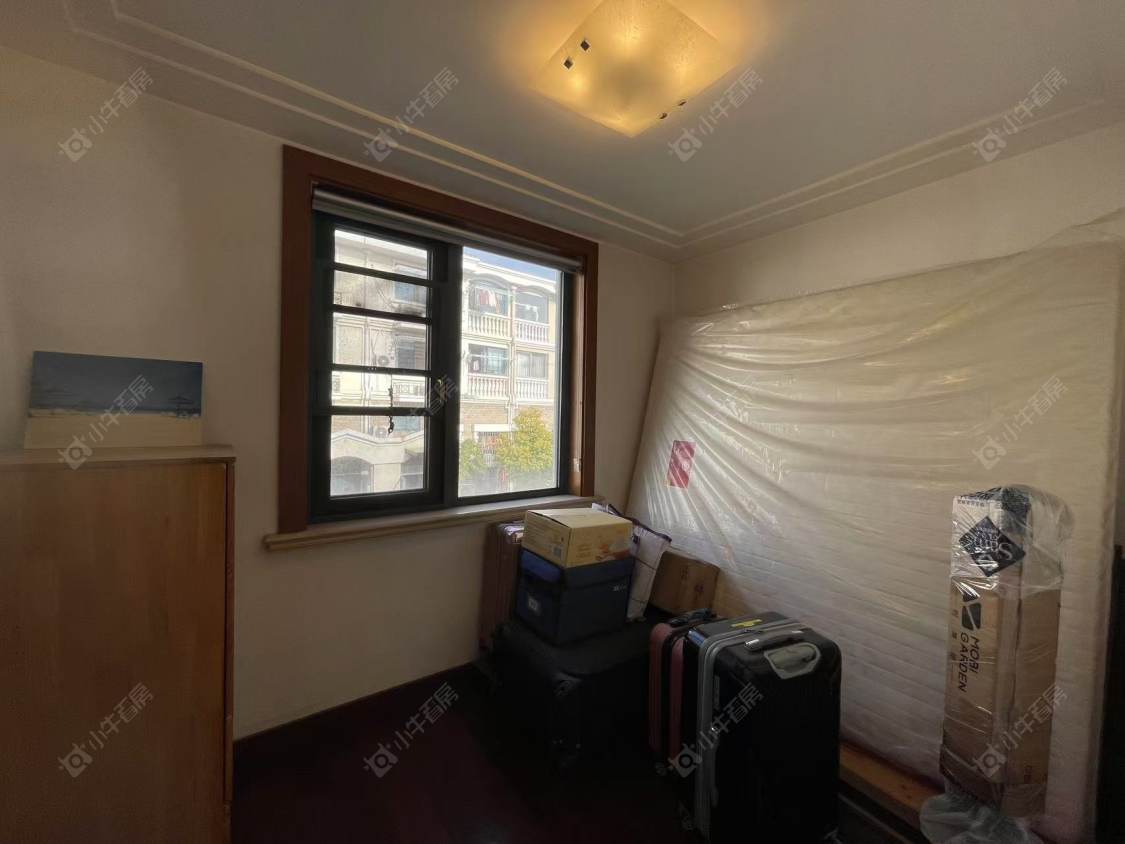 上海金水湾别墅区在售二手房源小区图_小牛看房