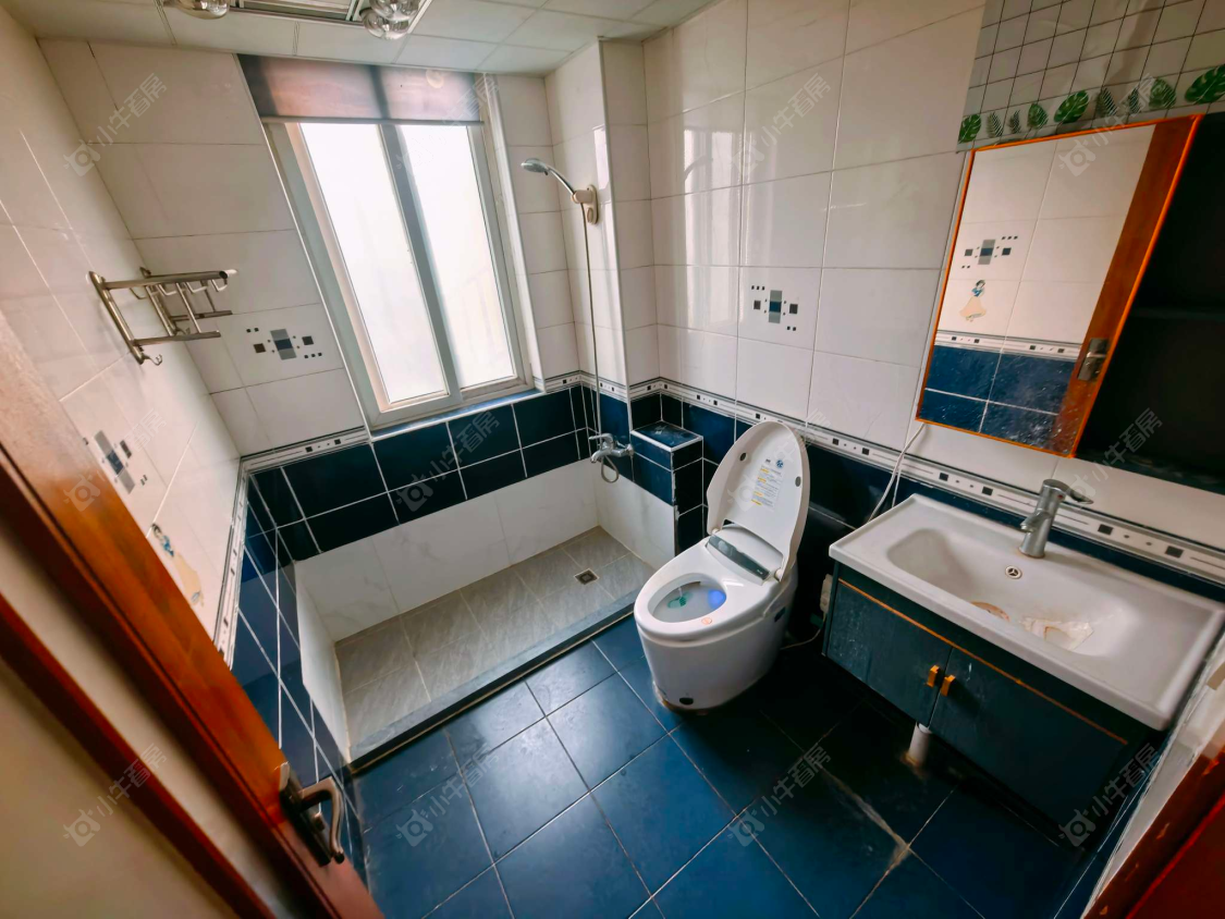 上海杨泰春城在售二手房源小区图_小牛看房