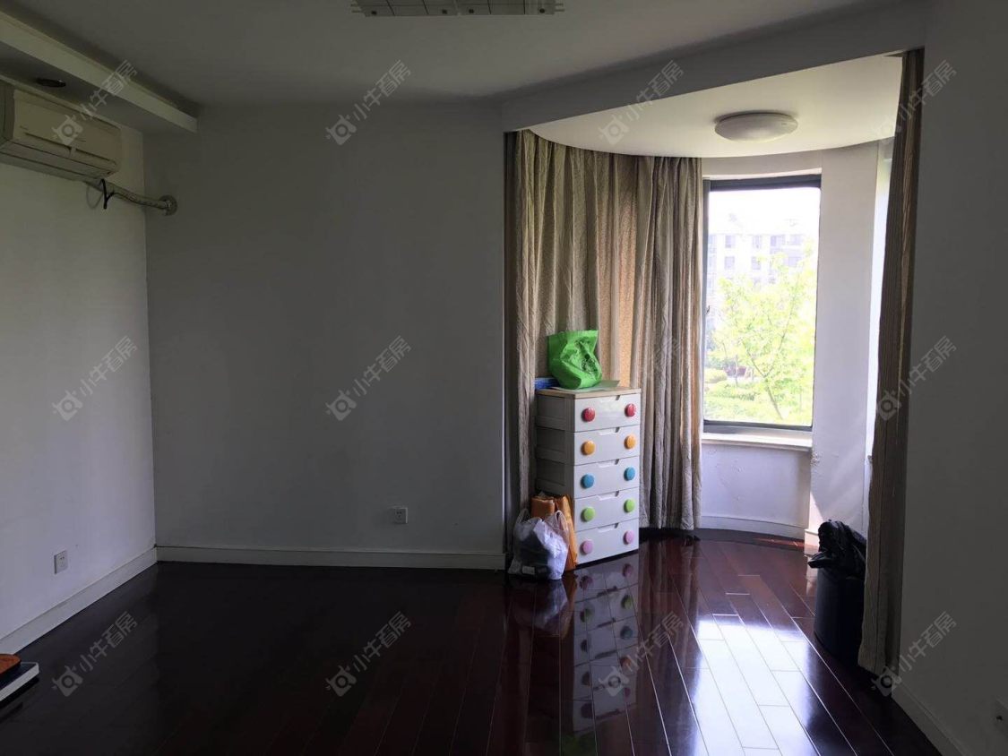 上海新昌里公寓在租房源小区图_小牛看房