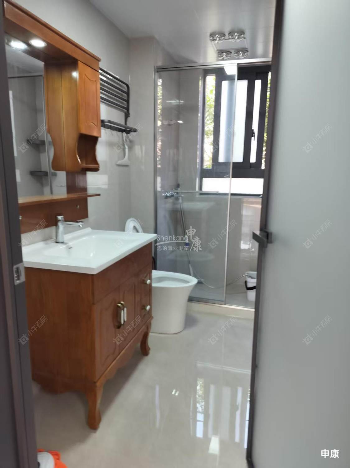 上海鹏海东苑在租房源小区图_小牛看房