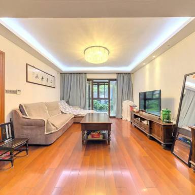 上海泰宝华庭公寓5室2厅3卫在售二手房房源图片