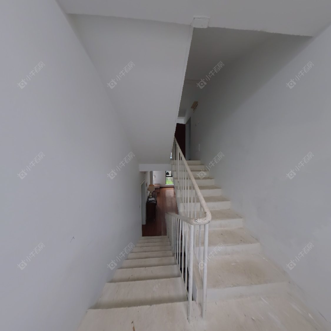 上海爱法奥朗新庄园在售二手房源小区图_小牛看房