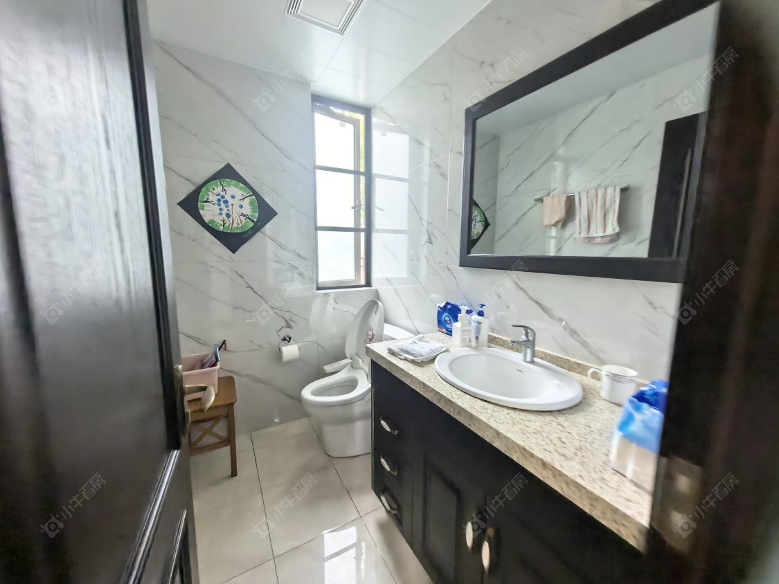 上海阳光城花满墅别墅区在售二手房源小区图_小牛看房