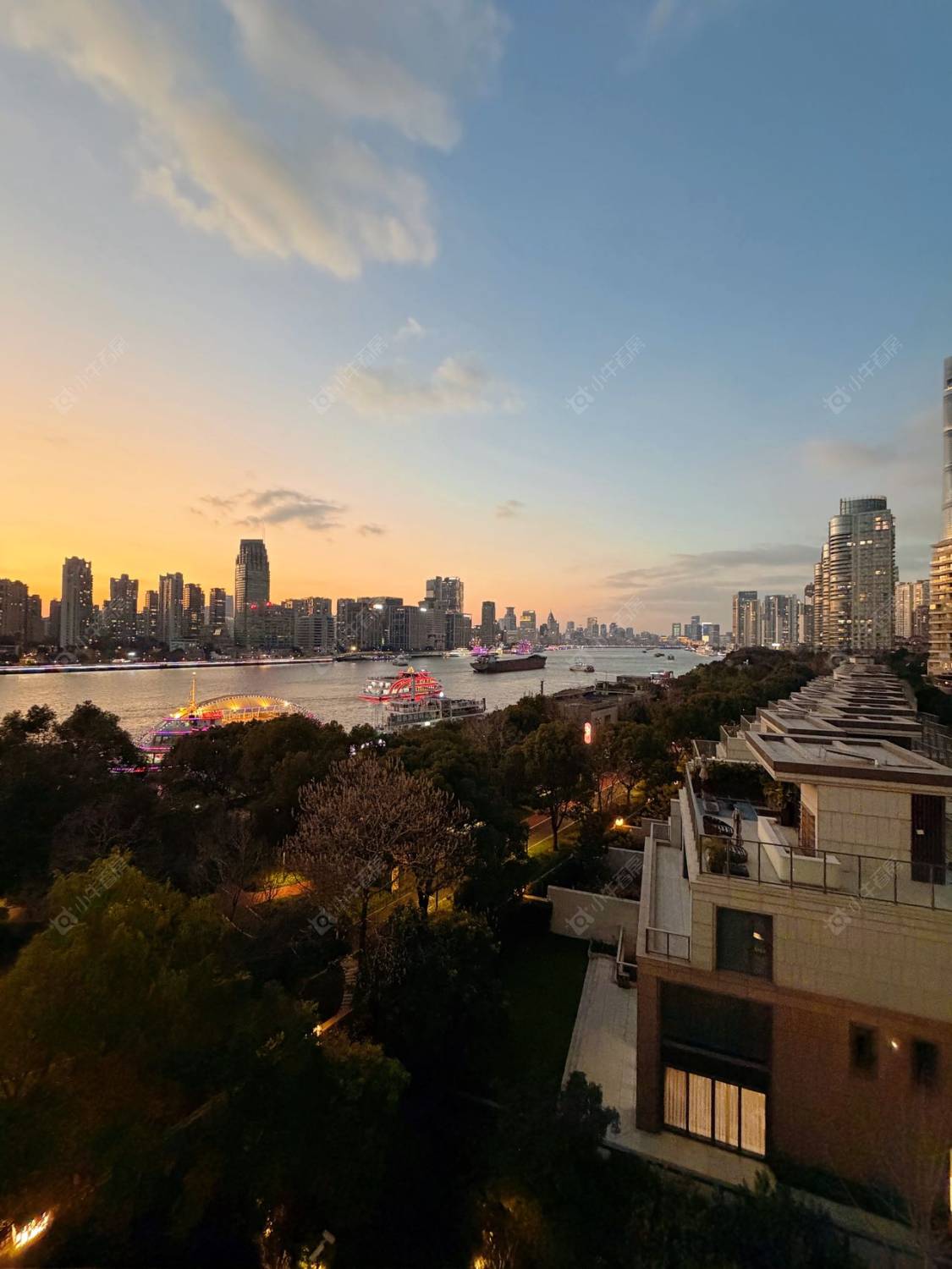 上海滨江凯旋门在售二手房源小区图_小牛看房