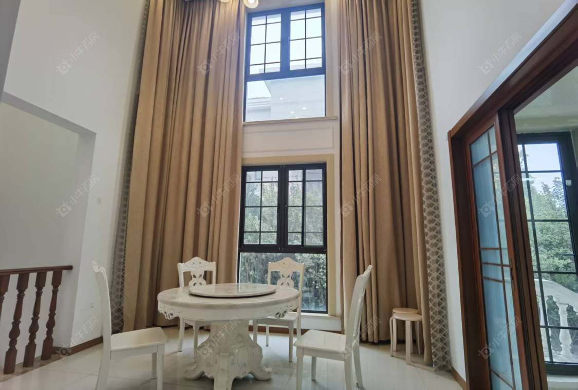 上海爱法奥朗新庄园在售二手房源小区图_小牛看房