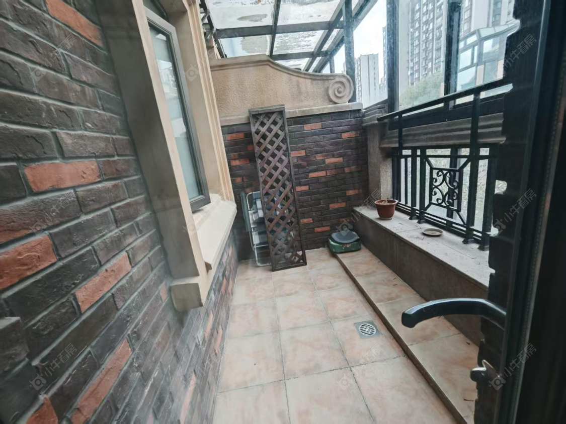 上海长泰东郊御园别墅区在租房源小区图_小牛看房