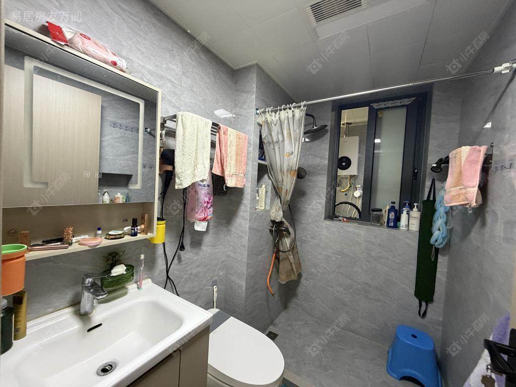 上海菊泉新城爱建顾园西区在售二手房源小区图_小牛看房