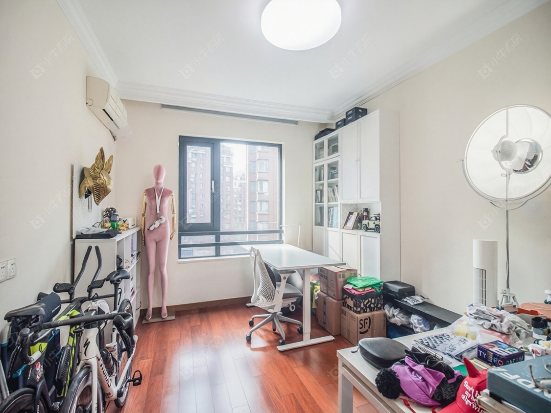 上海碧云新天地家园三期在售二手房源小区图_小牛看房