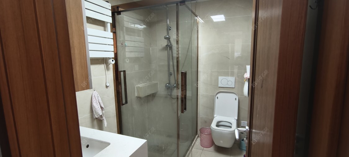 上海金地艺华年商住楼在售二手房源小区图_小牛看房