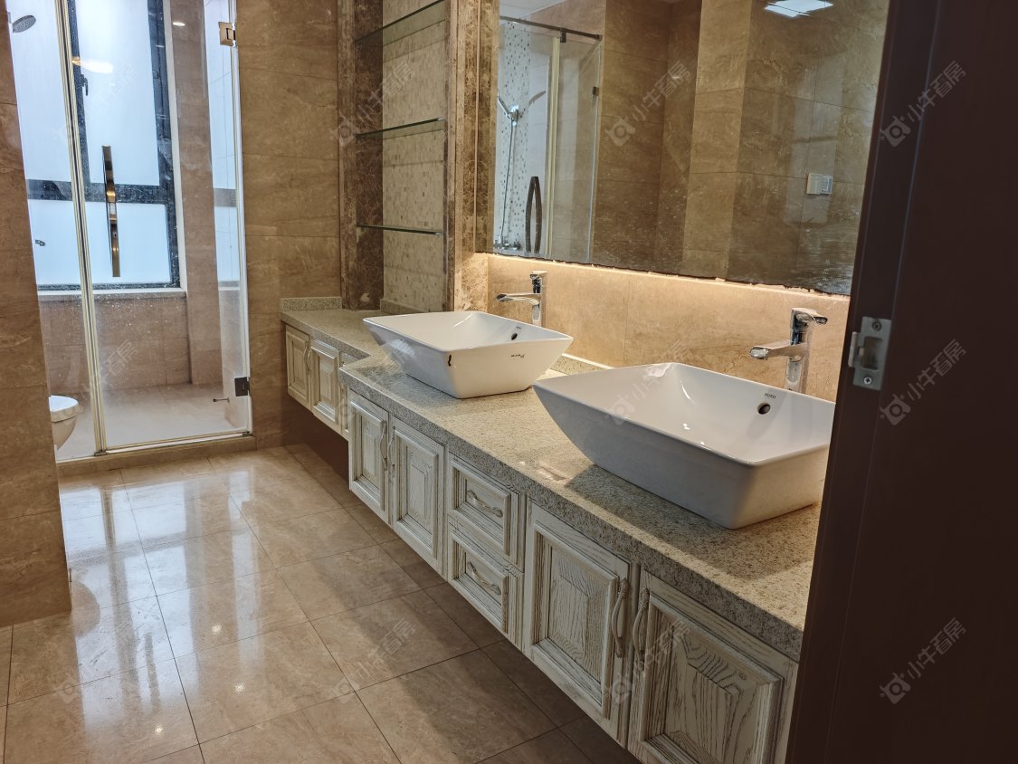 上海绿地观邸238弄在售二手房源_小牛看房