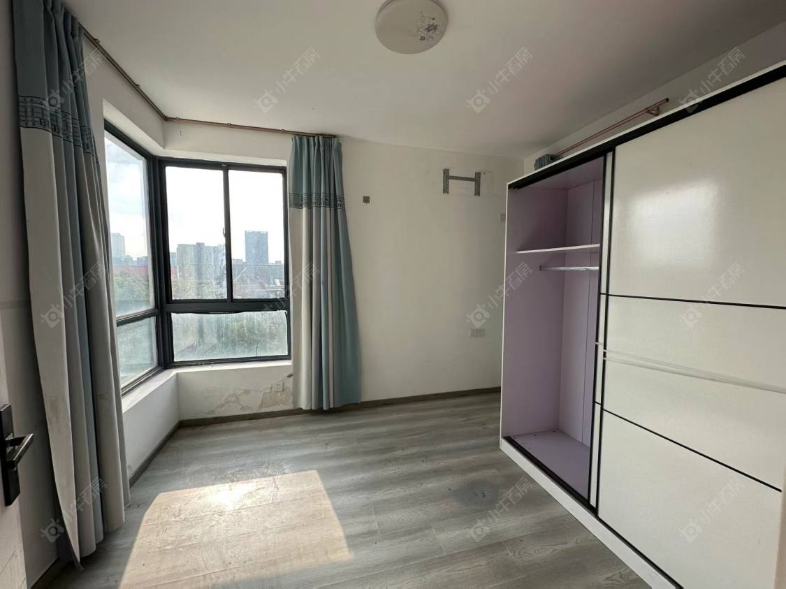 上海顺驰美兰湖在售二手房源小区图_小牛看房