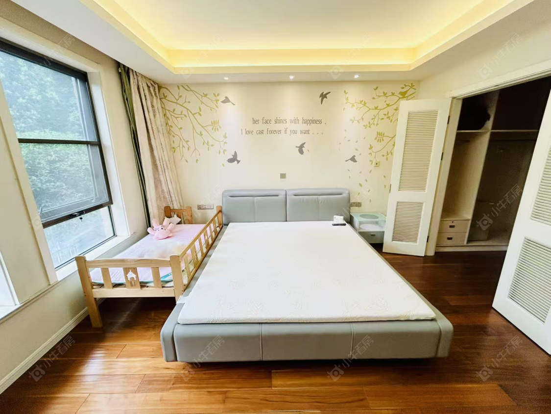 上海万科四季花城111弄别墅区在售二手房源小区图_小牛看房