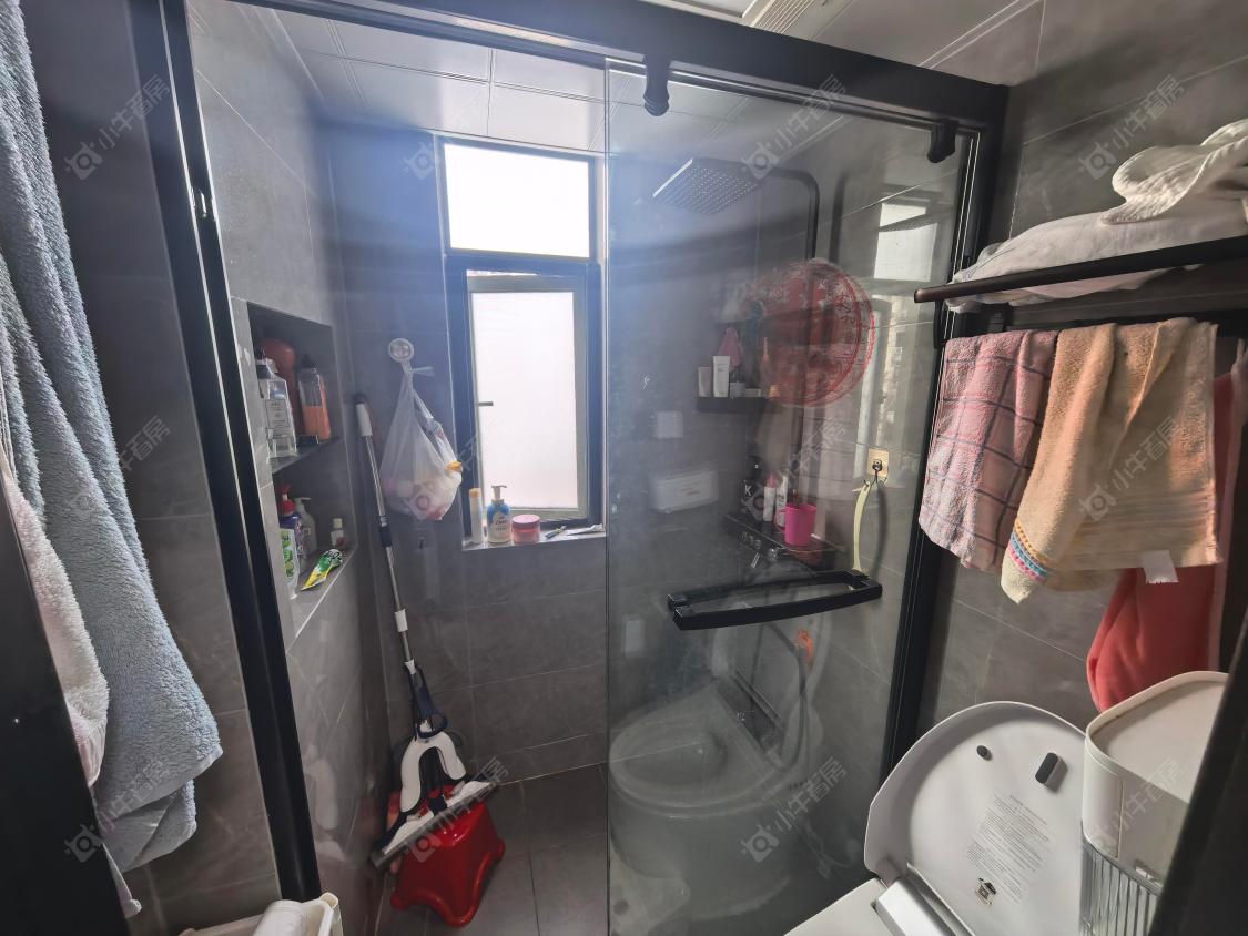 上海杨泰三村东区在售二手房源小区图_小牛看房