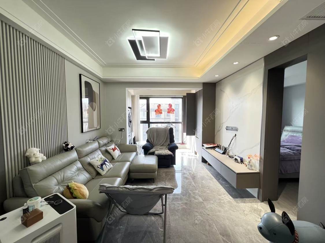 上海中建锦绣溪庭在售二手房源小区图_小牛看房