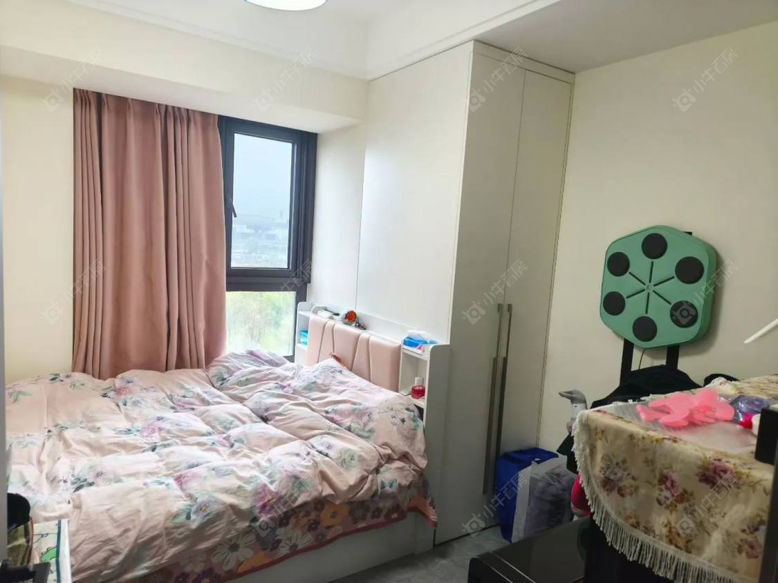 上海万业紫辰苑在售二手房源小区图_小牛看房