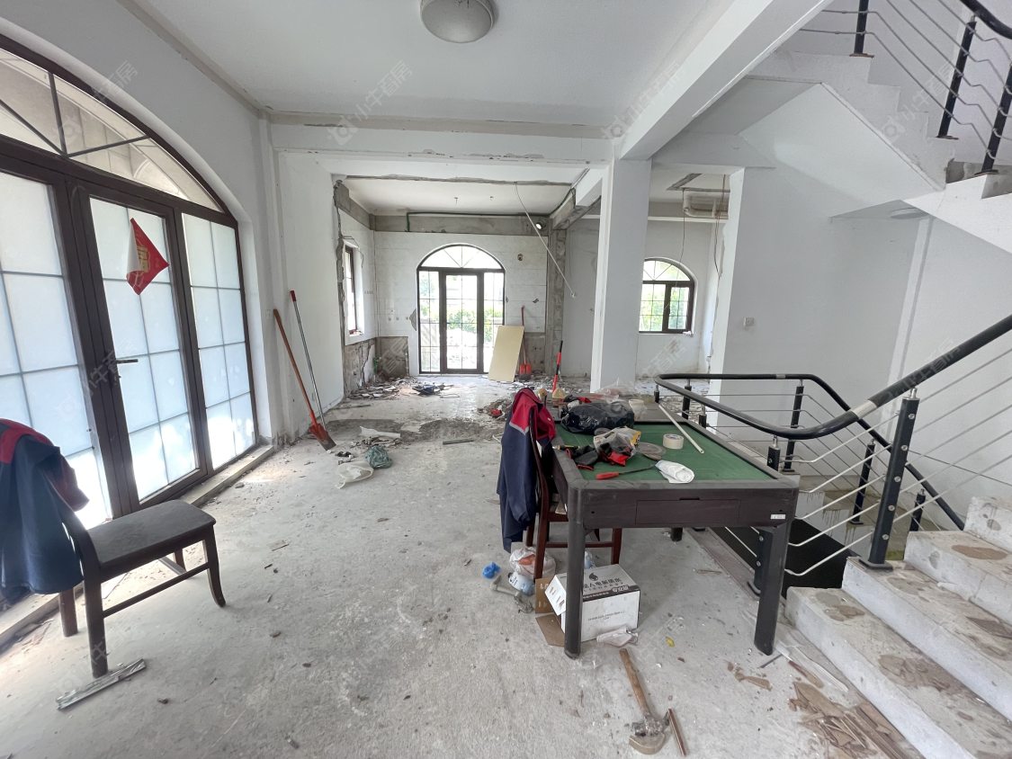 上海璟储新和湾别墅区在售二手房源小区图_小牛看房