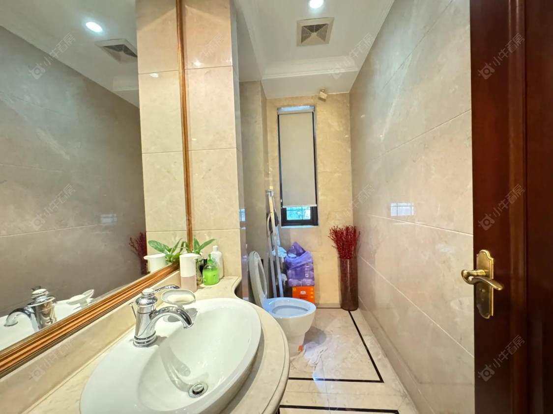 上海美兰湖花园别墅区在售二手房源小区图_小牛看房