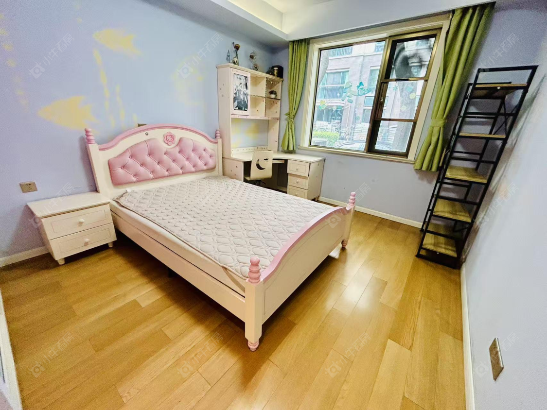 上海万科四季花城111弄别墅区在售二手房源小区图_小牛看房