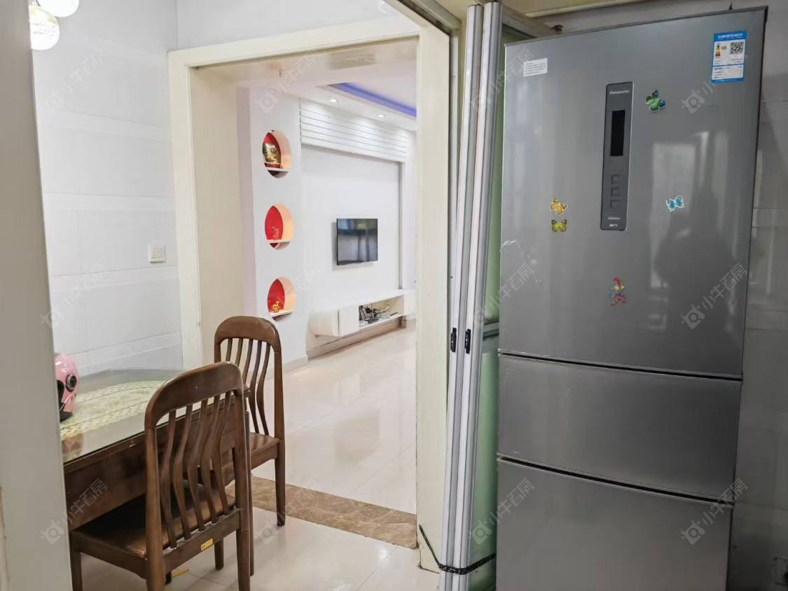 上海保利金爵公寓在售二手房源小区图_小牛看房