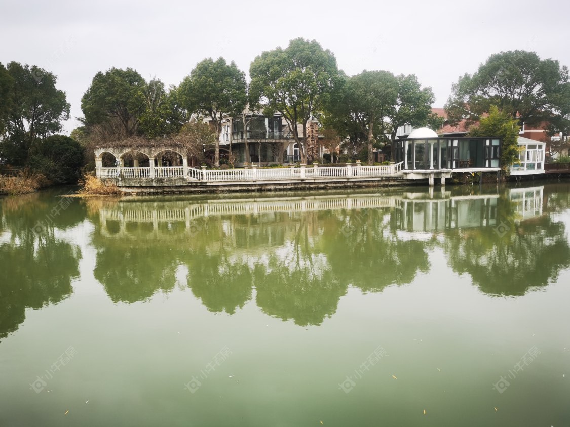 上海佘山银湖别墅在售二手房源室内图_小牛看房