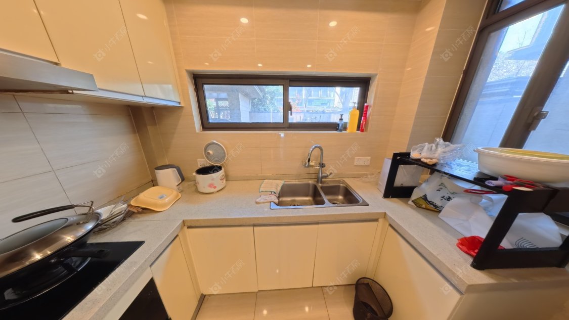 上海绿地朱家角1号111弄在售二手房源室内图_小牛看房