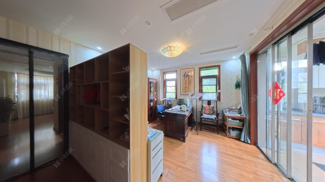 上海长泰东郊御园别墅区在售二手房源室内图_小牛看房