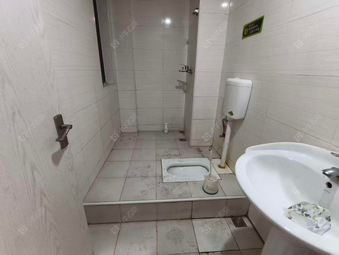 上海美兰湖岭域在售二手房源小区图_小牛看房