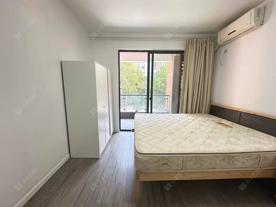 上海美兰湖岭域在售二手房源小区图_小牛看房