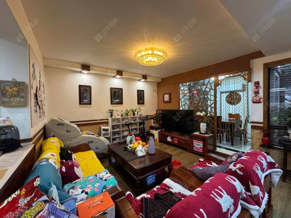 上海顺驰美兰湖在售二手房源小区图_小牛看房