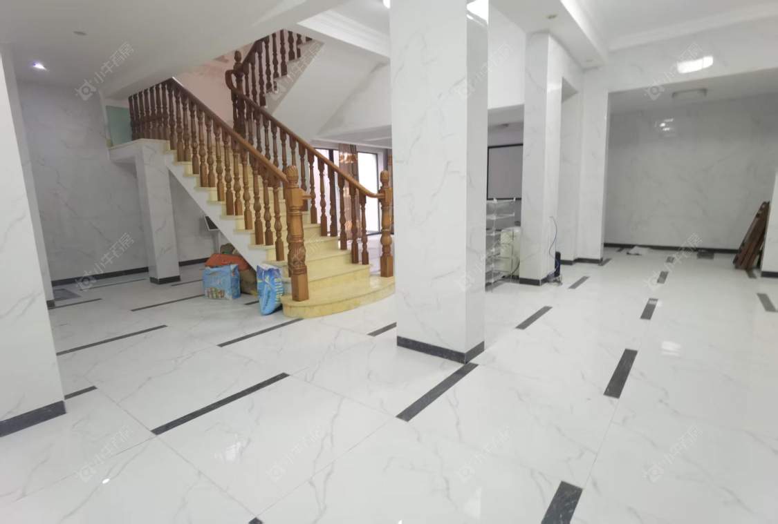 上海爱法奥朗新庄园在售二手房源小区图_小牛看房