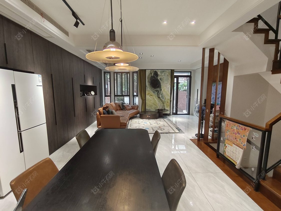 上海金地天地云墅别墅区在售二手房源小区图_小牛看房